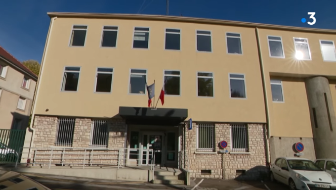Jura : les villes de Dole et Lons-Le-Saunier vont-elle perdre leur commissariat de police ?
